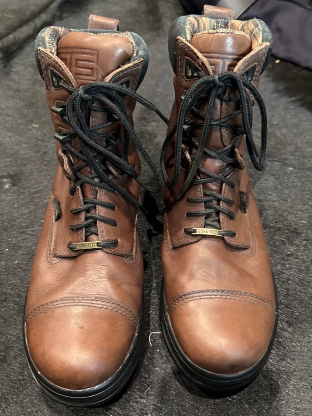 Ariat Women’s ATS Technology 6 Inch Brown Leather Lace Up GoreTex Boots 8.5B